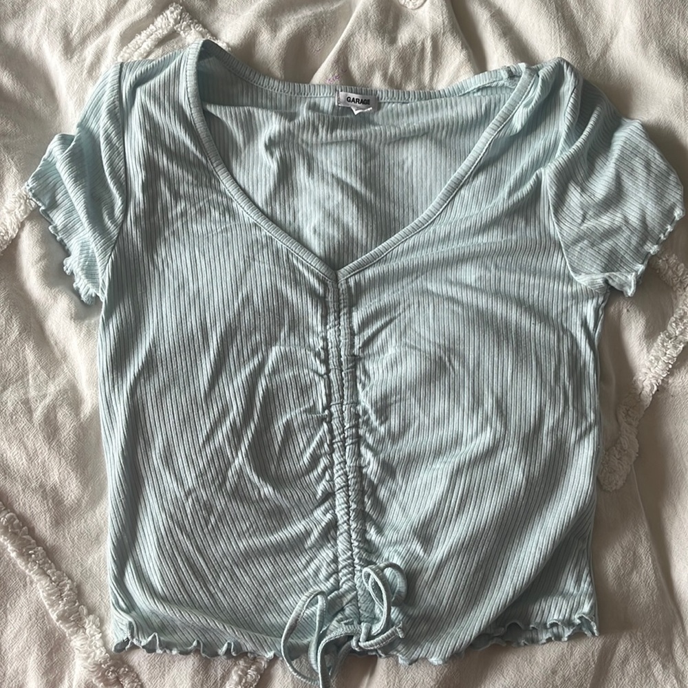 Super cute garage top